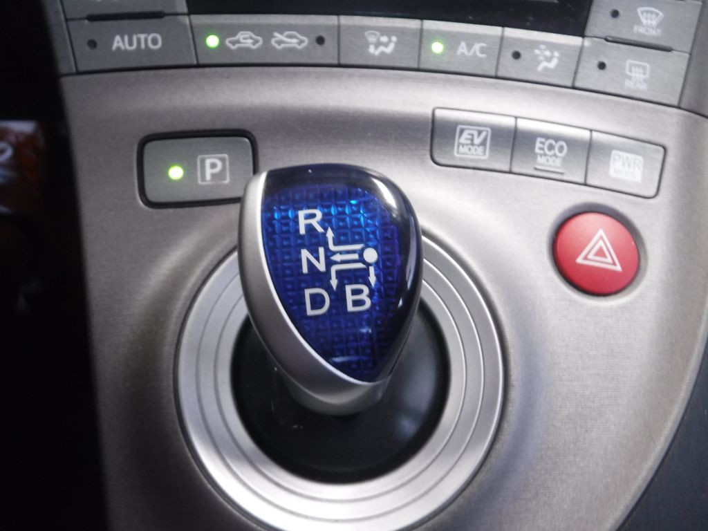 2012 Toyota Prius Image 42