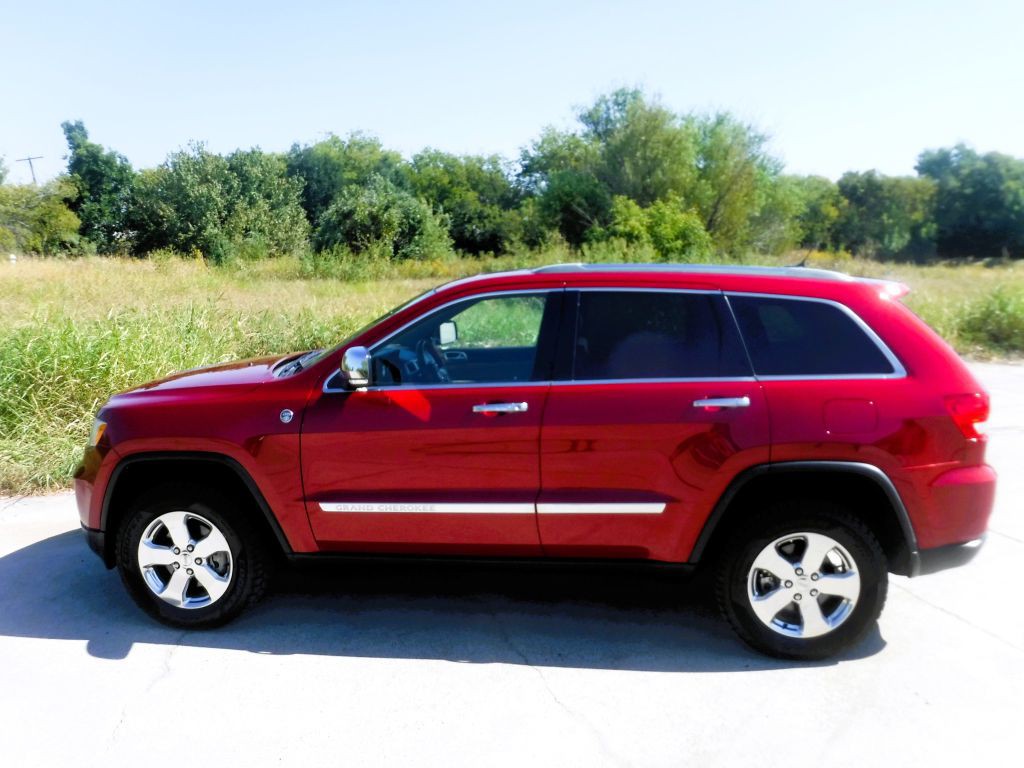 2011 Jeep Grand Cherokee Image 8
