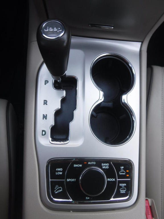 2011 Jeep Grand Cherokee Image 44