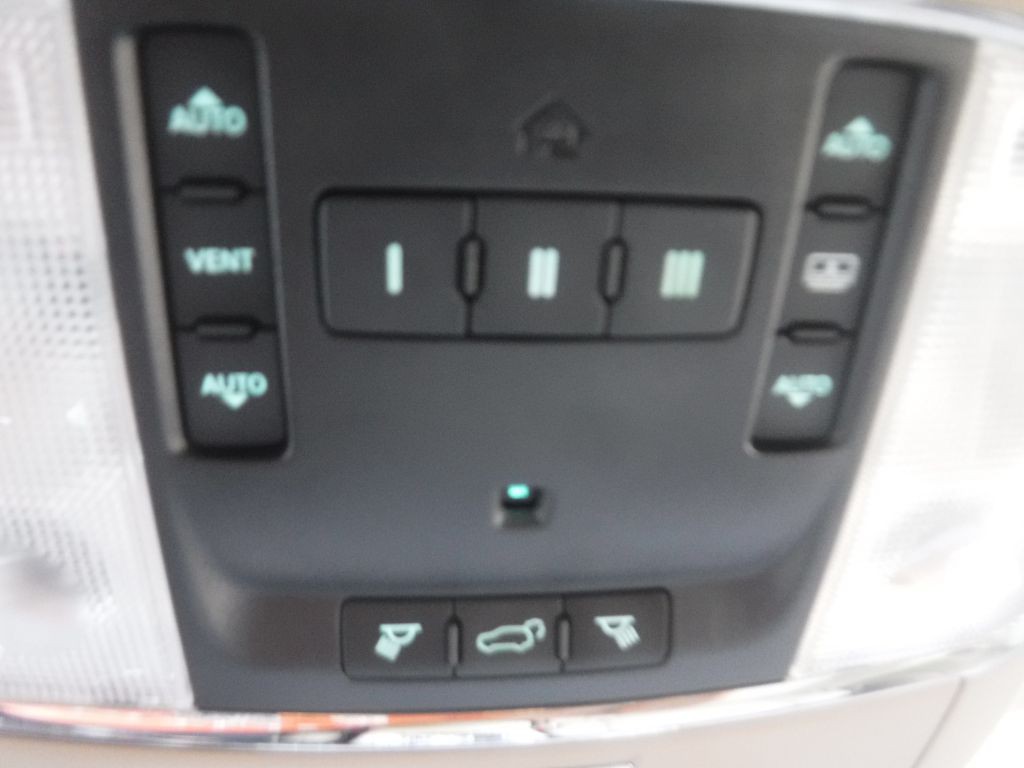 2011 Jeep Grand Cherokee Image 48