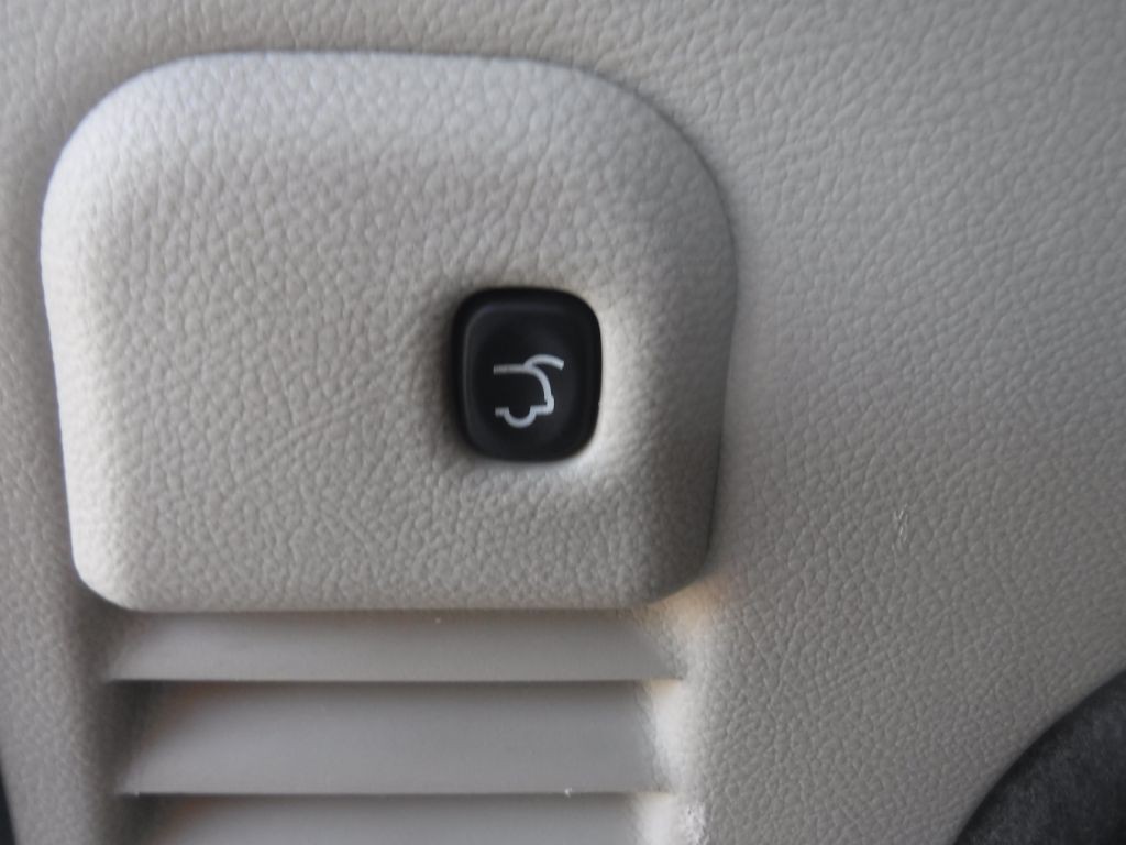 2011 Jeep Grand Cherokee Image 51