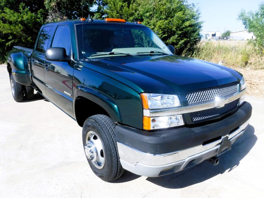 2003 Chevrolet Silverado 1500 Image 2