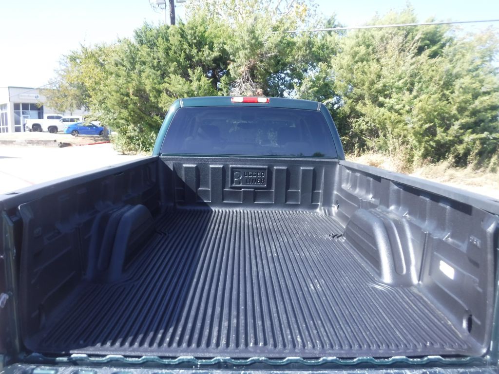 2003 Chevrolet Silverado 1500 Image 18