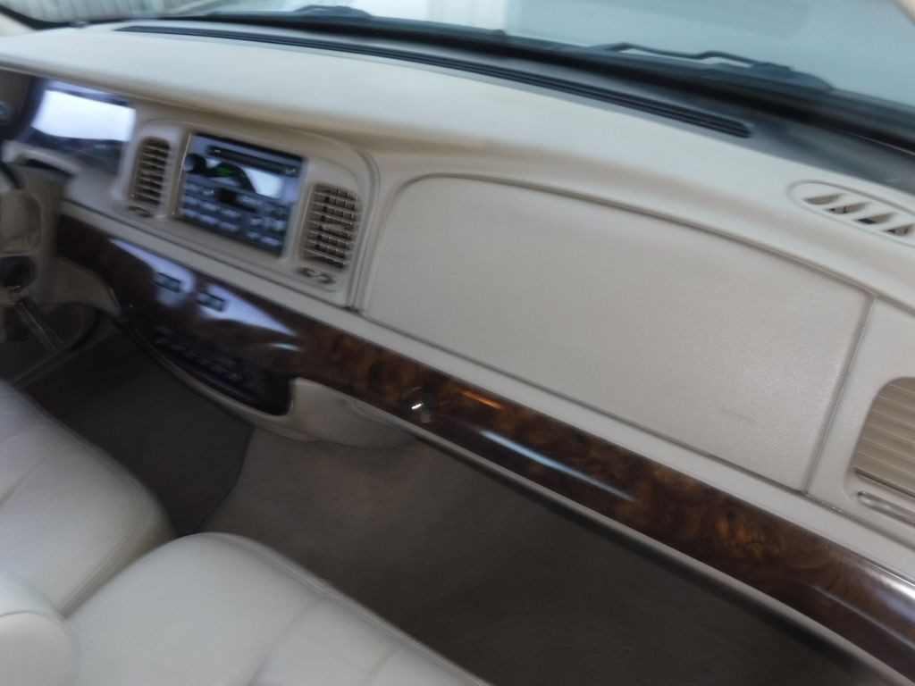 2008 Mercury Grand Marquis Image 29