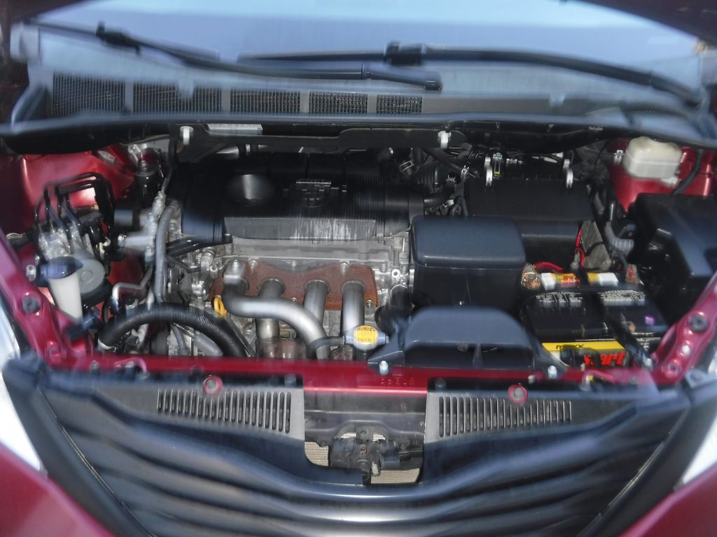 2012 Toyota Sienna Image 22