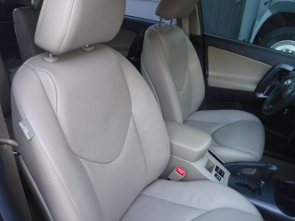 2012 Toyota Rav4 Image 27
