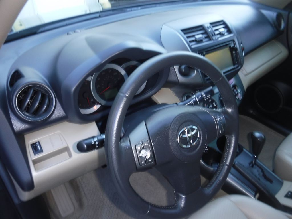 2012 Toyota Rav4 Image 28