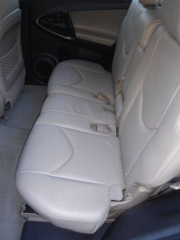 2012 Toyota Rav4 Image 30