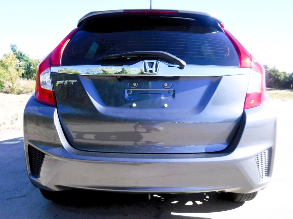 2016 Honda Fit Image 17