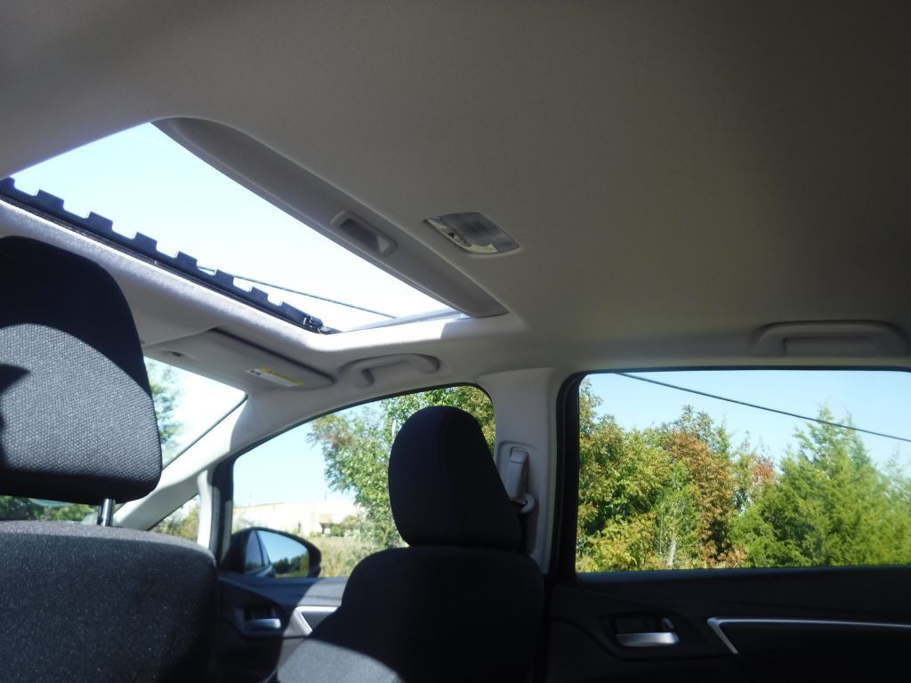 2016 Honda Fit Image 47