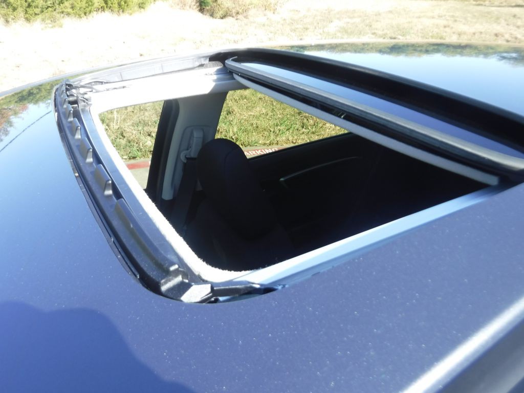 2016 Honda Fit Image 16