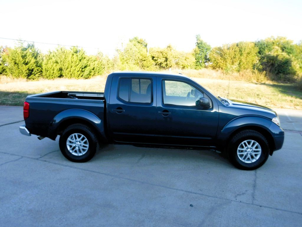 2016 Nissan Frontier Image 4