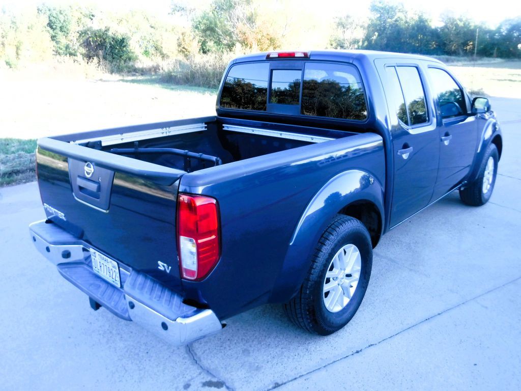 2016 Nissan Frontier Image 6