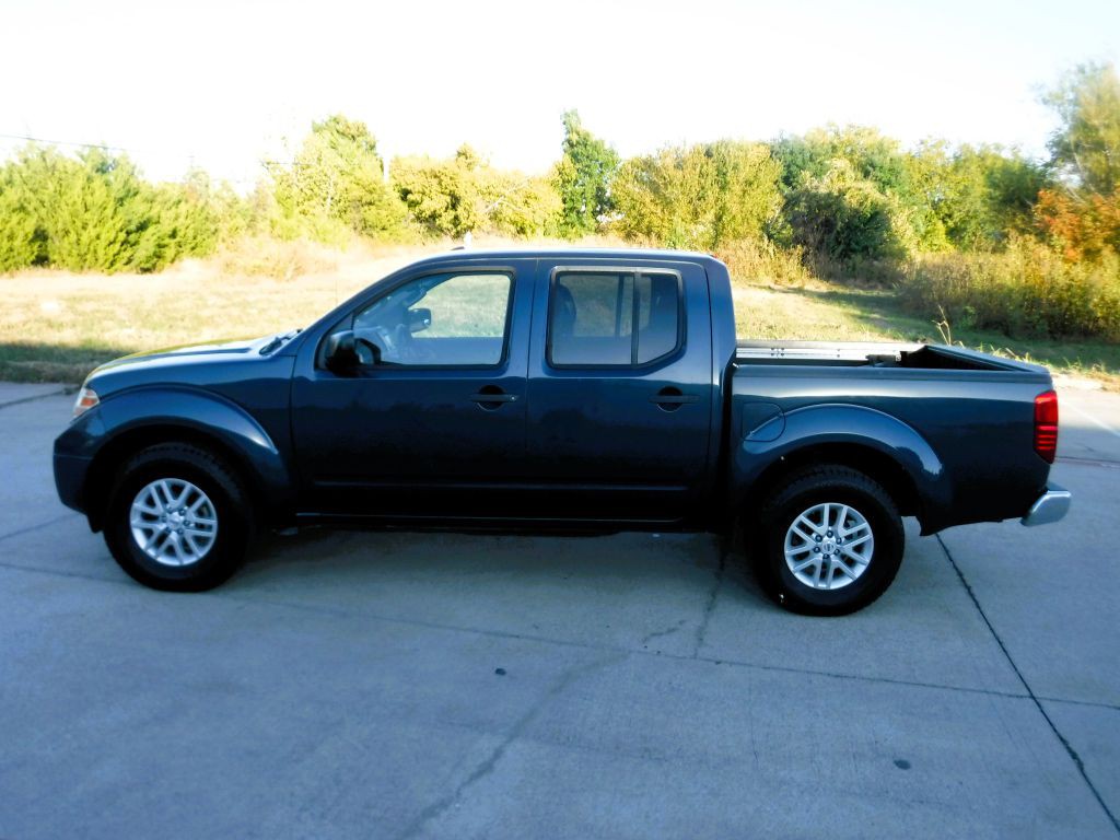 2016 Nissan Frontier Image 10