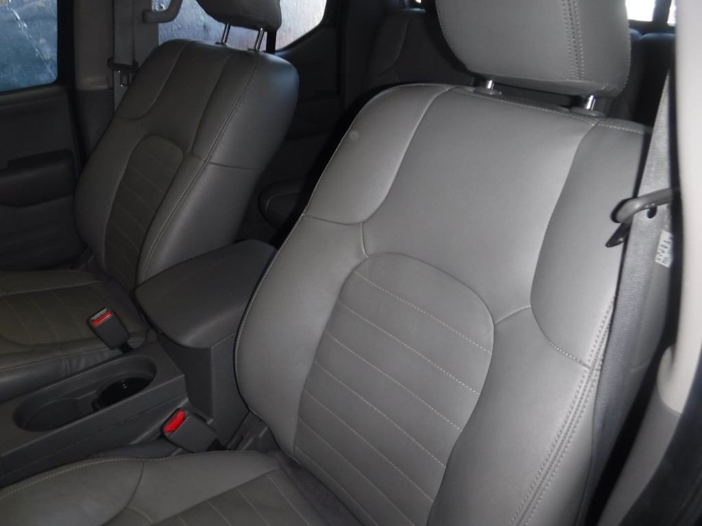 2016 Nissan Frontier Image 29