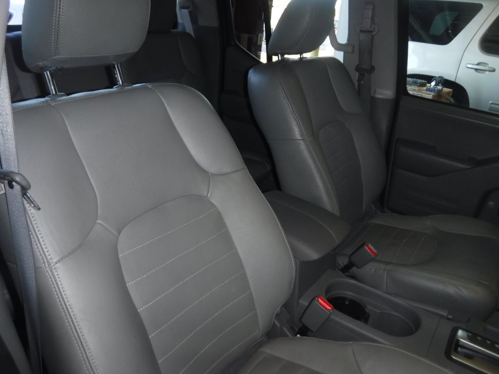 2016 Nissan Frontier Image 30