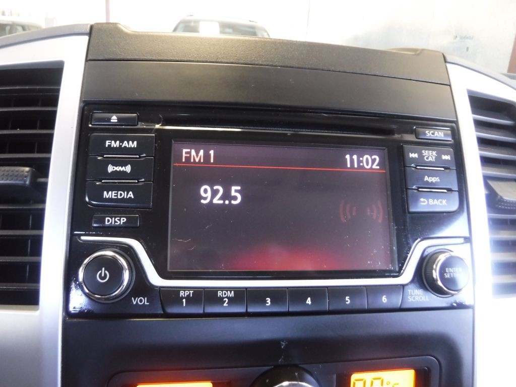 2016 Nissan Frontier Image 38