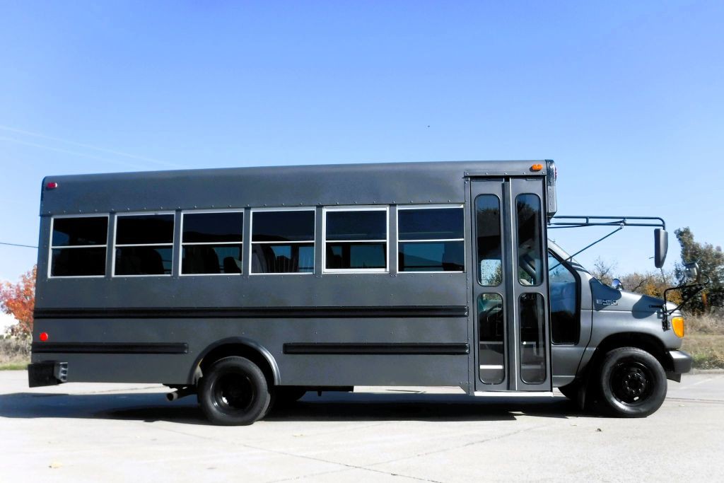 2003 Ford Econoline Image 7