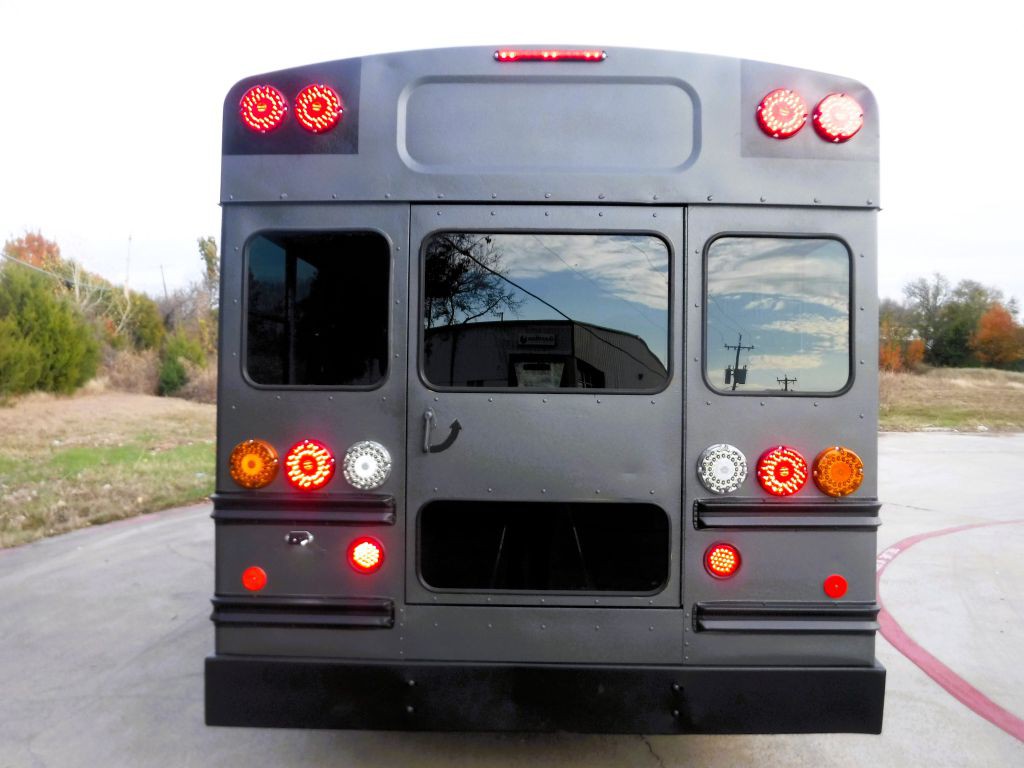 2003 Ford Econoline Image 21