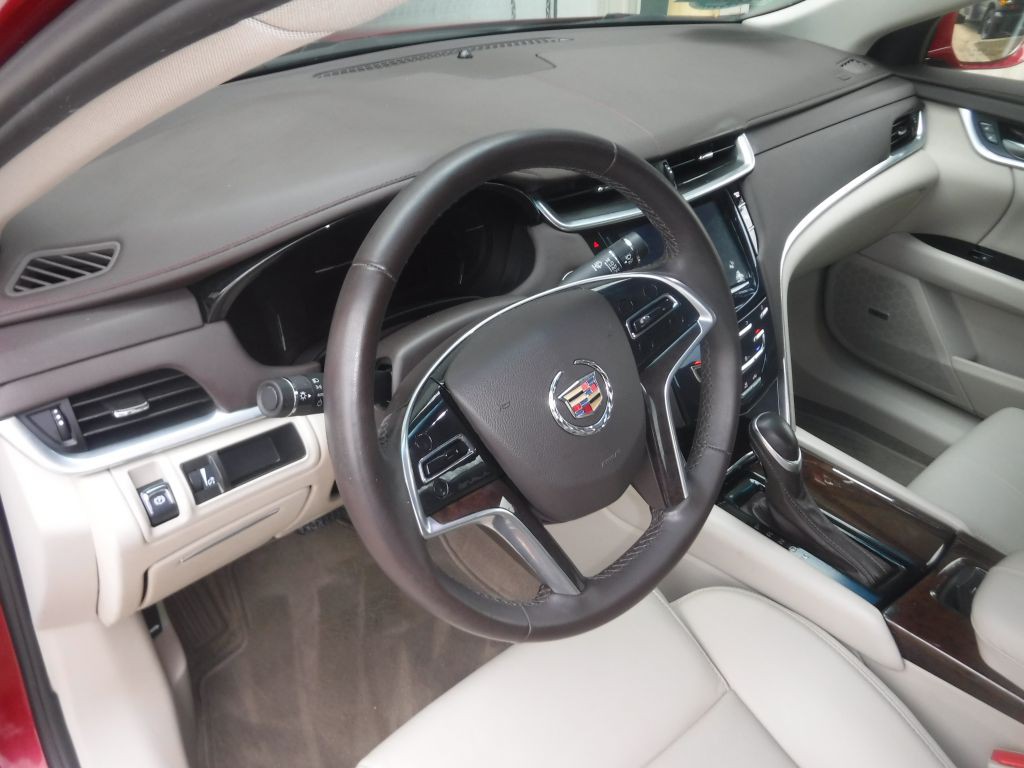 2013 Cadillac XTS Image 28