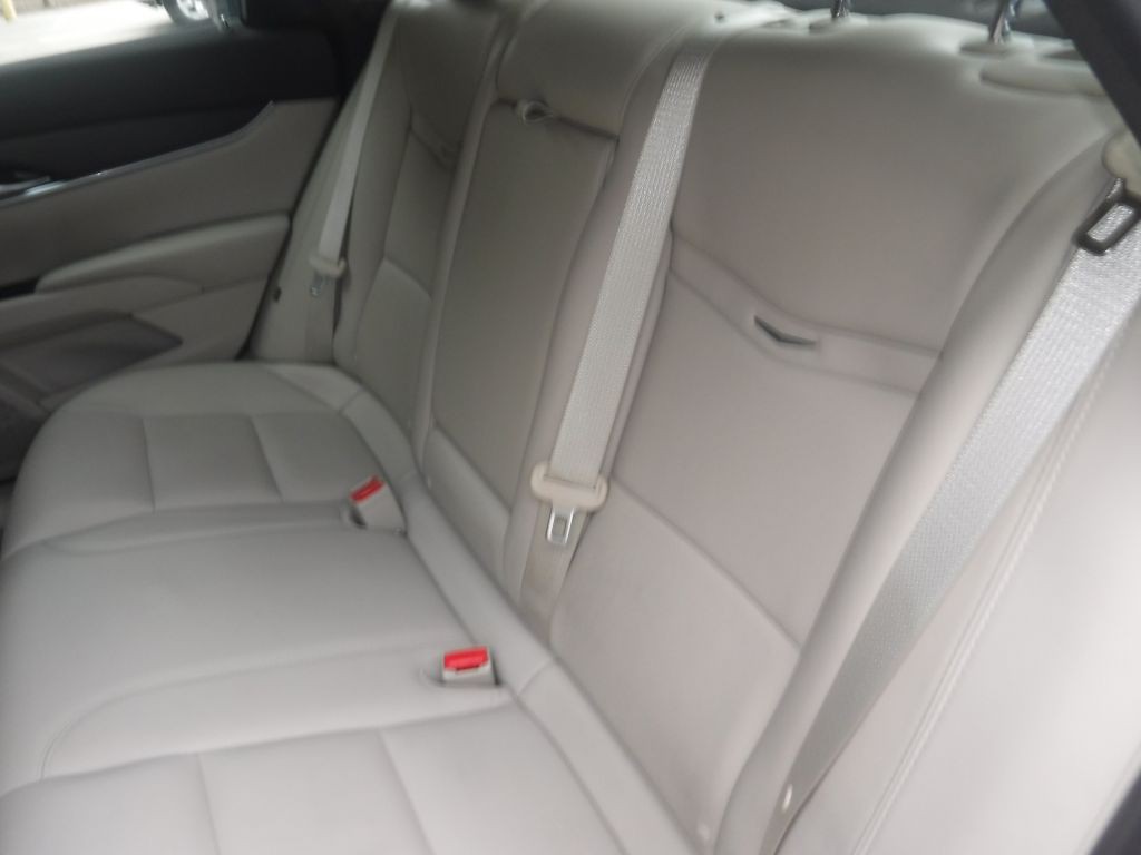 2013 Cadillac XTS Image 32
