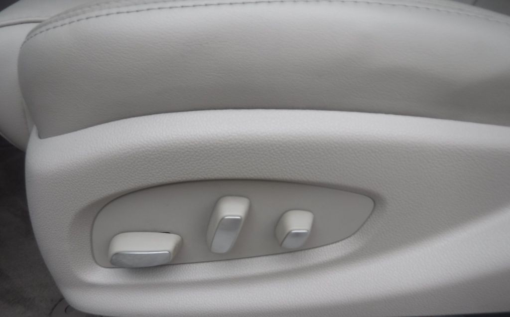 2013 Cadillac XTS Image 44