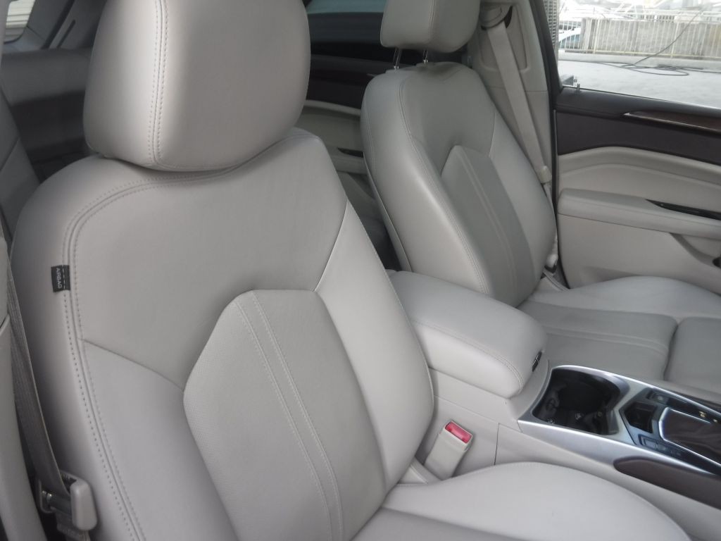 2015 Cadillac SRX Image 28