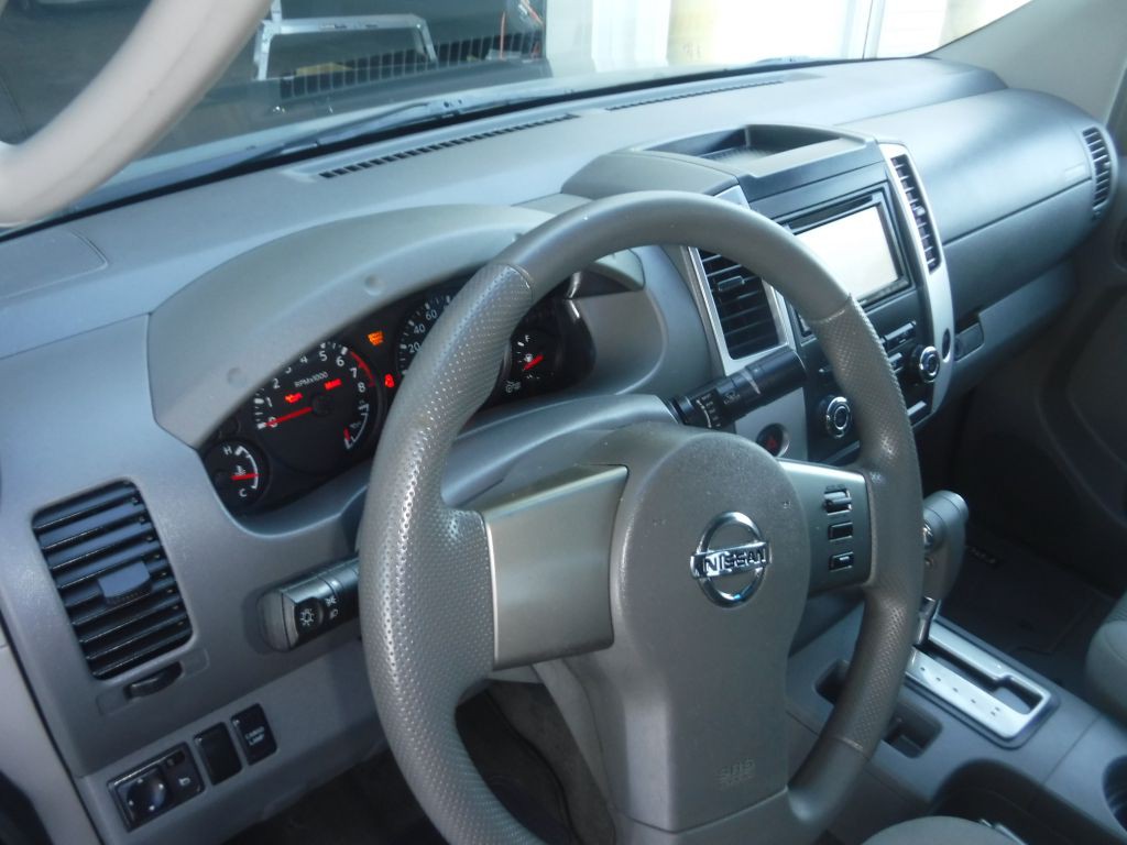 2009 Nissan Frontier Image 31