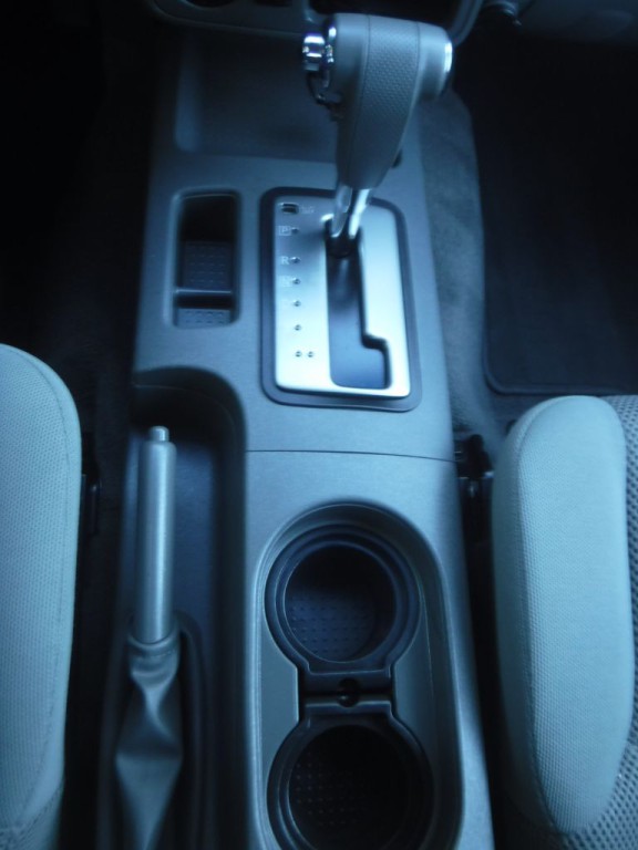 2009 Nissan Frontier Image 43