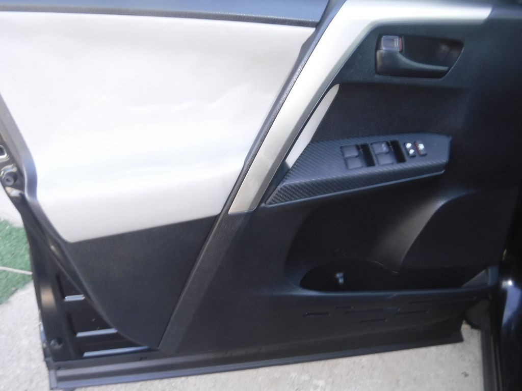 2015 Toyota Rav4 Image 39