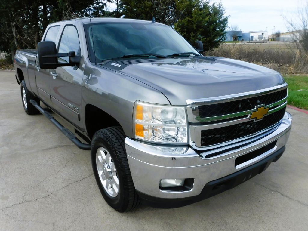 2013 Chevrolet Silverado 1500 Image 2