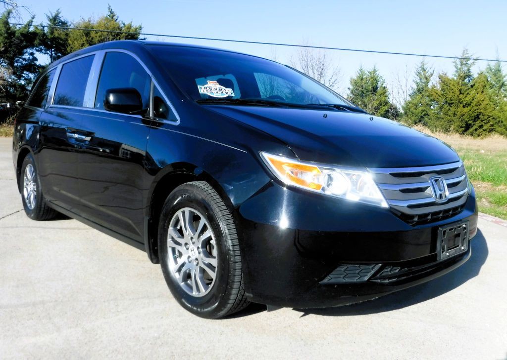 2012 Honda Odyssey Image 3