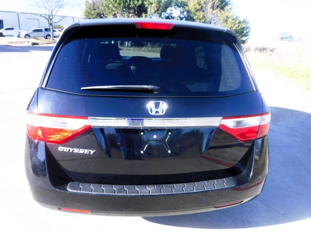 2012 Honda Odyssey Image 16