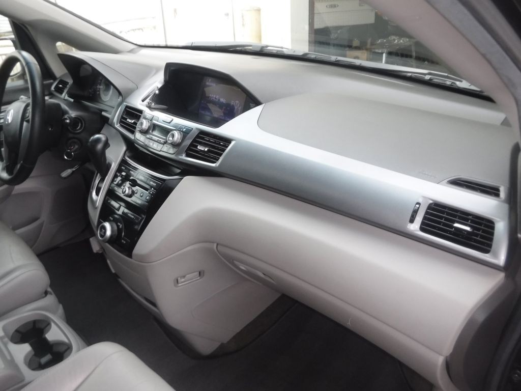 2012 Honda Odyssey Image 30