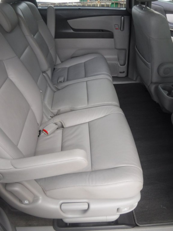 2012 Honda Odyssey Image 32