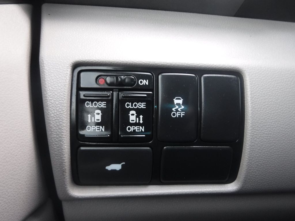 2012 Honda Odyssey Image 44