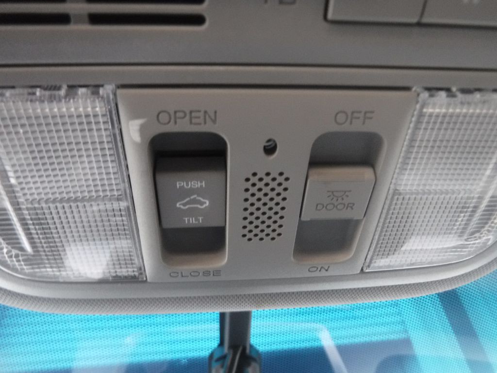 2012 Honda Odyssey Image 46