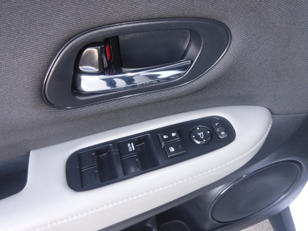 2021 Honda HR-V Image 39