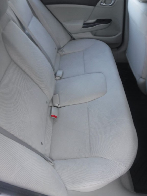 2012 Honda Civic Image 31