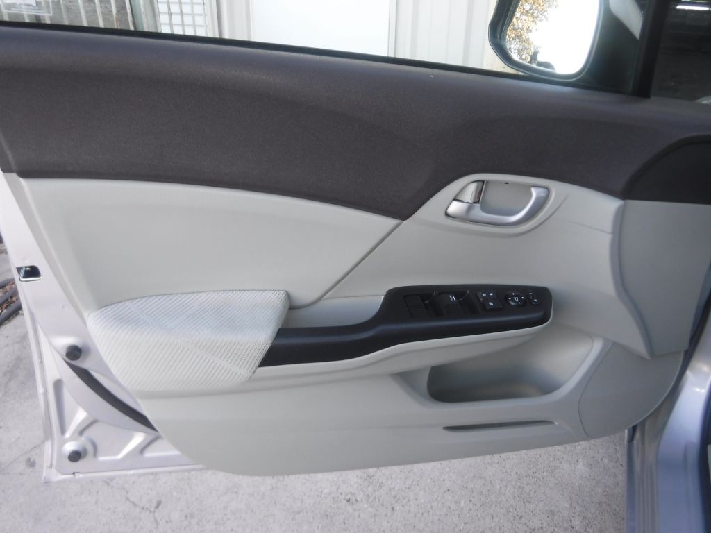 2012 Honda Civic Image 39