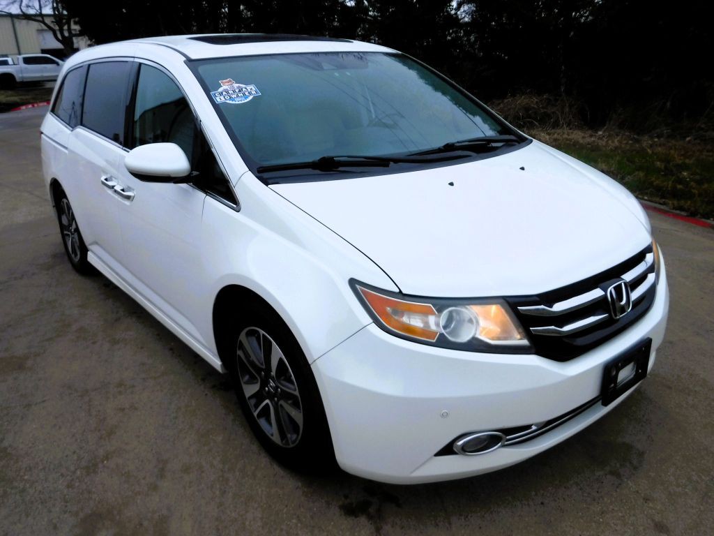 2014 Honda Odyssey Image 2