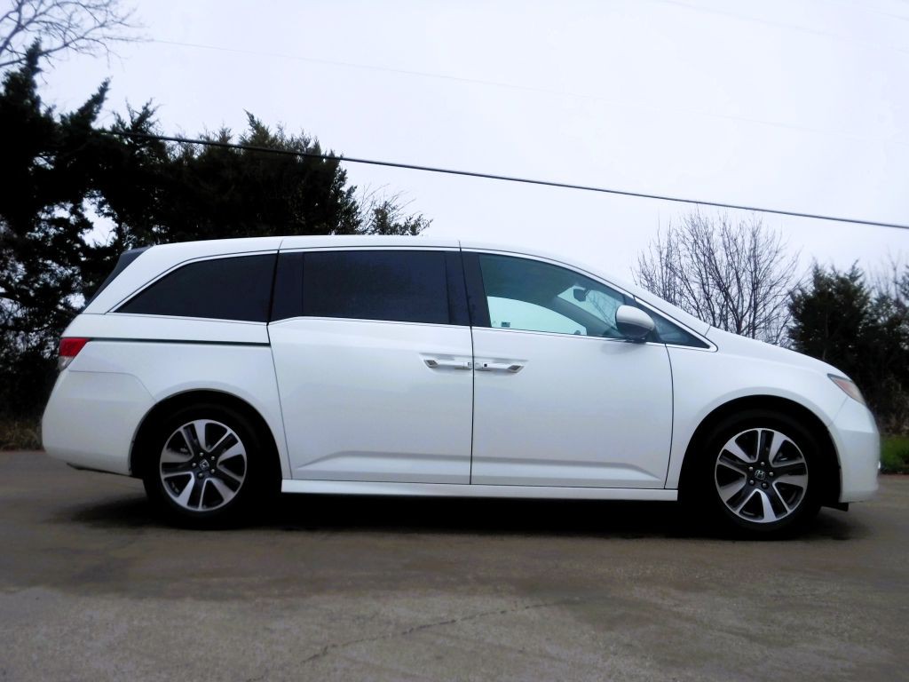 2014 Honda Odyssey Image 5