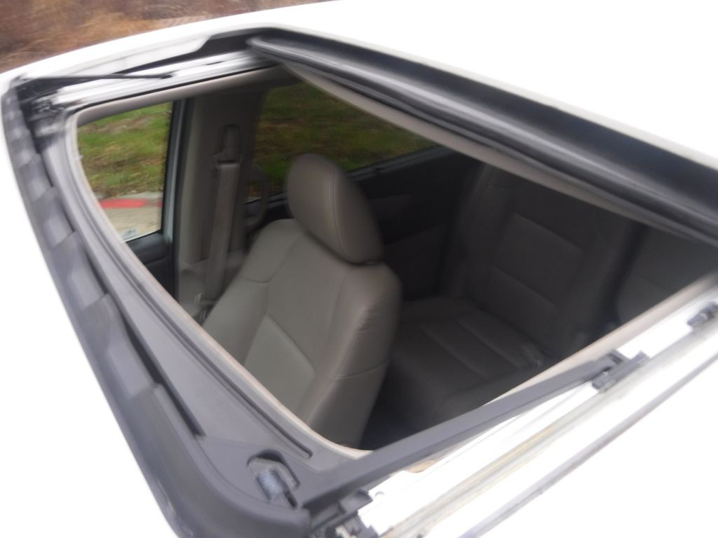 2014 Honda Odyssey Image 18