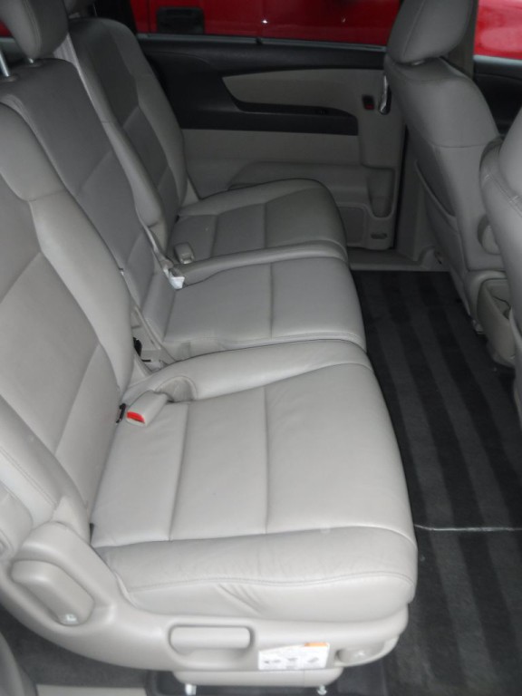 2014 Honda Odyssey Image 32