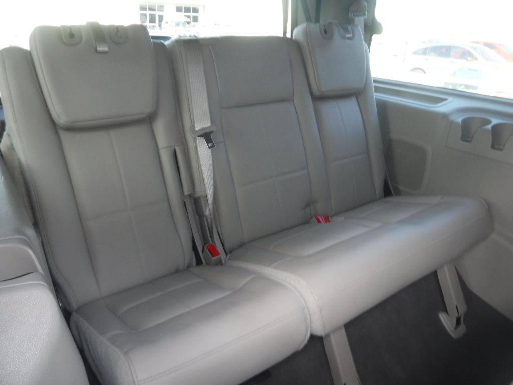 2008 Lincoln Navigator Image 32