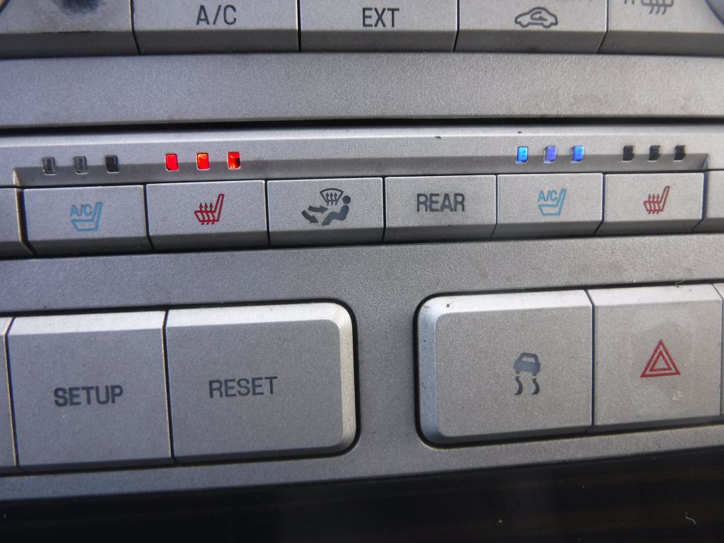 2008 Lincoln Navigator Image 42