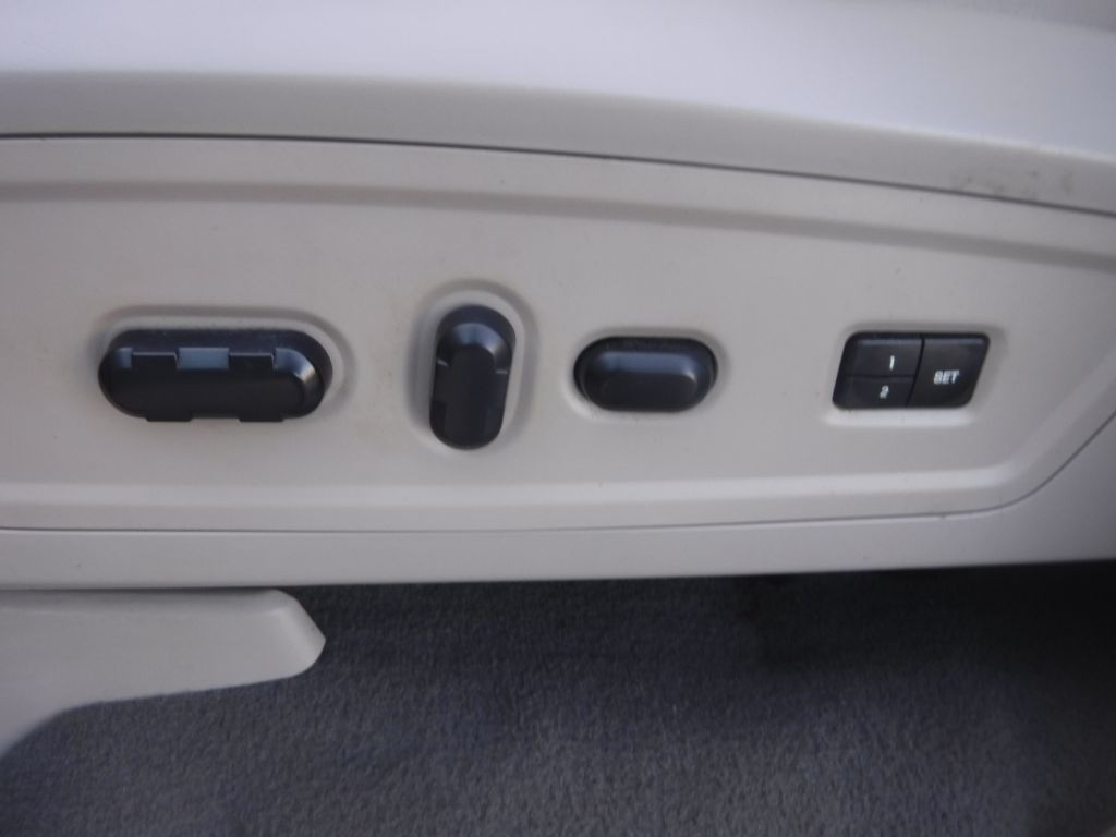 2008 Lincoln Navigator Image 45