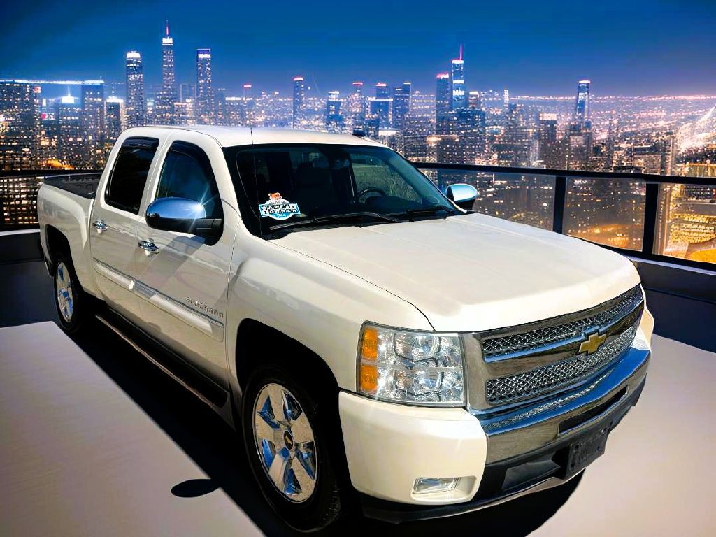 2011 Chevrolet Silverado 1500 Image 1