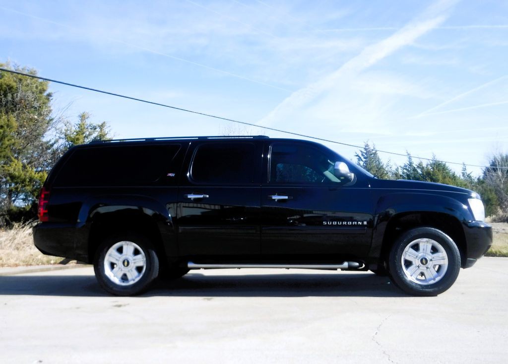 2008 Chevrolet Suburban Image 5