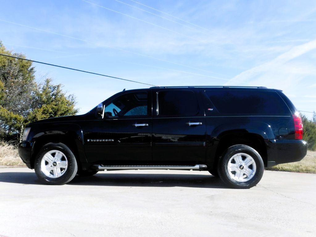 2008 Chevrolet Suburban Image 11